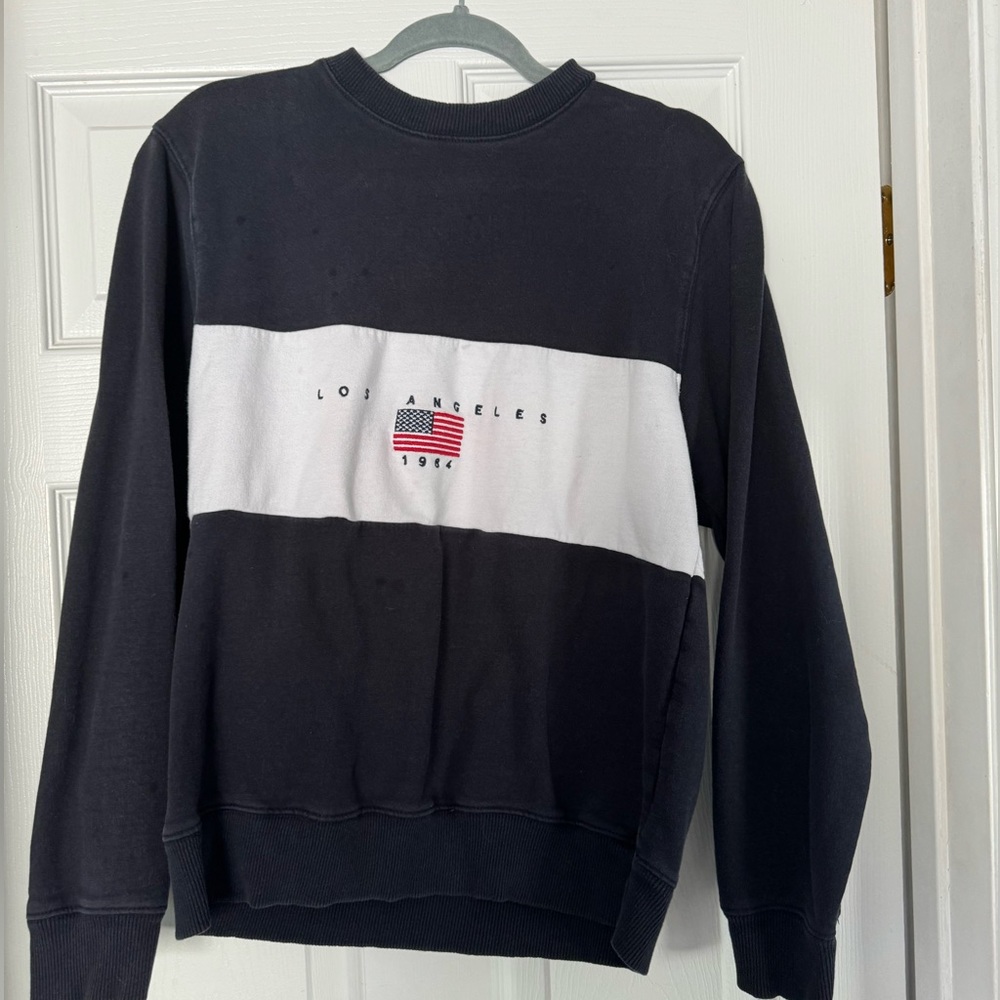 Brandy melville los angeles crewneck